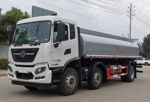 東風(fēng)天錦小三軸食用油運(yùn)輸車(chē)_潤(rùn)知星牌SCS5251GSYDFH6型食用油運(yùn)輸車(chē) 東風(fēng)天錦小三軸食用油運(yùn)輸車(chē)_潤(rùn)知星牌SCS5251GSYDFH6型食用油運(yùn)輸車(chē)